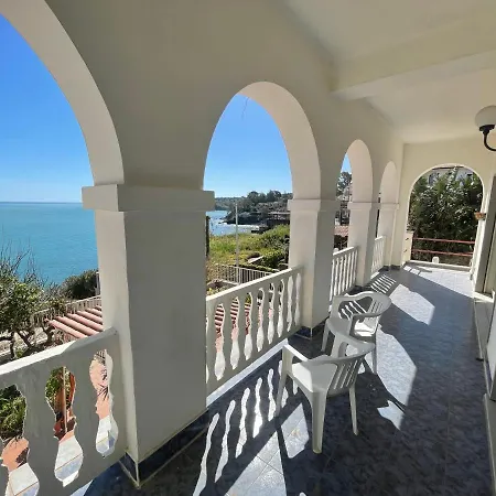 Alba Villa Brucoli